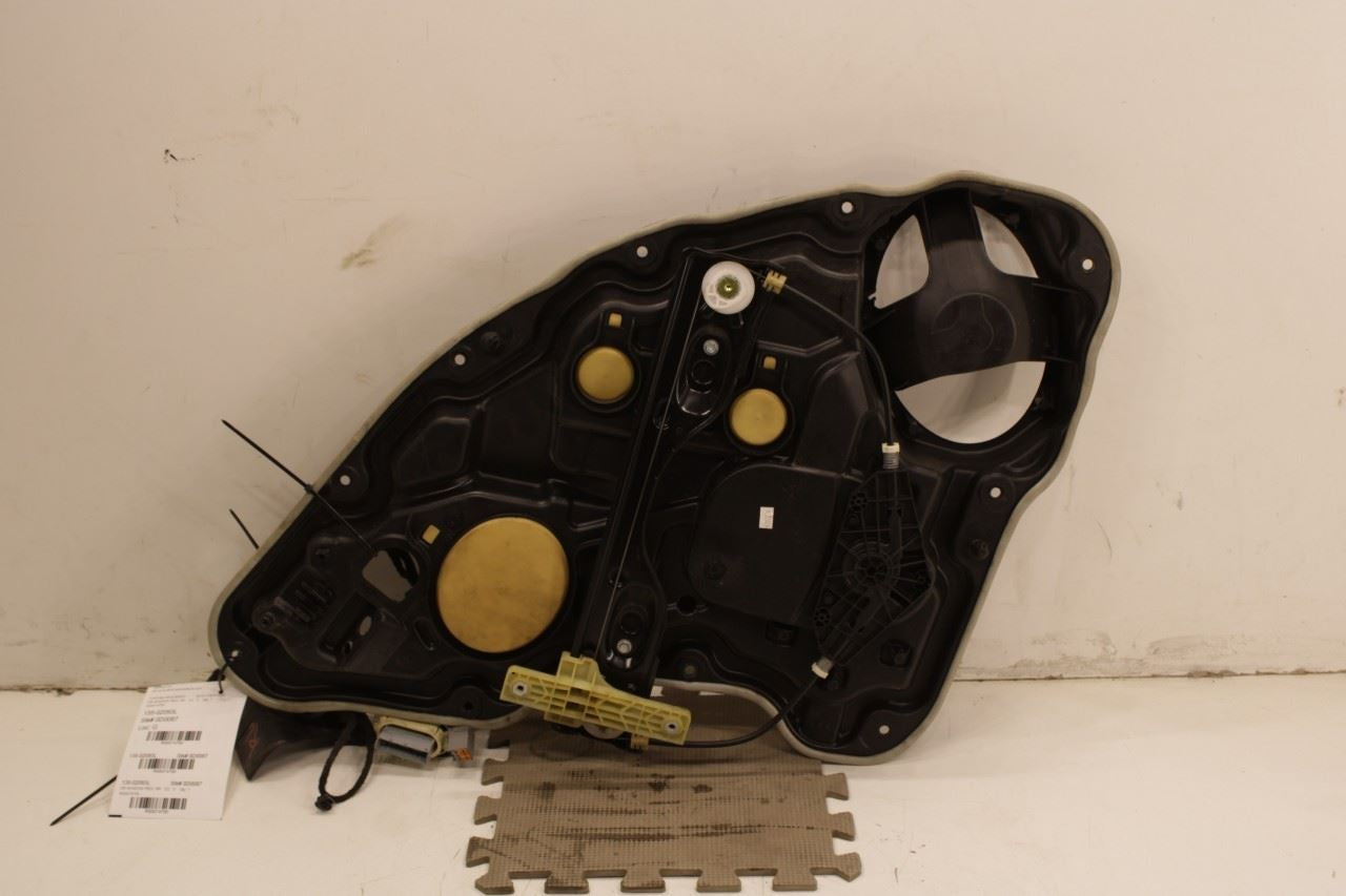14-22 Jeep Cherokee Latitude RR Left Door Window Regulator w/ Carrier and Motor - Alshned Auto Parts