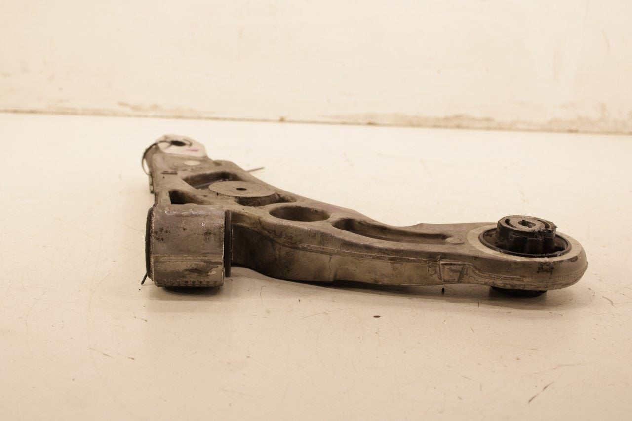 2019 Jeep Cherokee Latitude FR Susp RH Side Lower Control Arm 68285992AE *ReaD* - Alshned Auto Parts