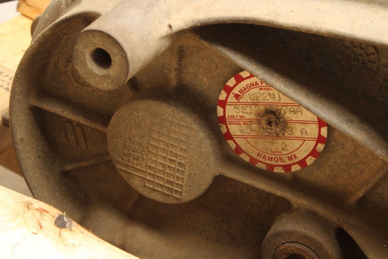 2012-17 Jeep Wrangler Unlimited Sport 3.6L 4WD AT Transfer Case Np241 52123497AA - Alshned Auto Parts