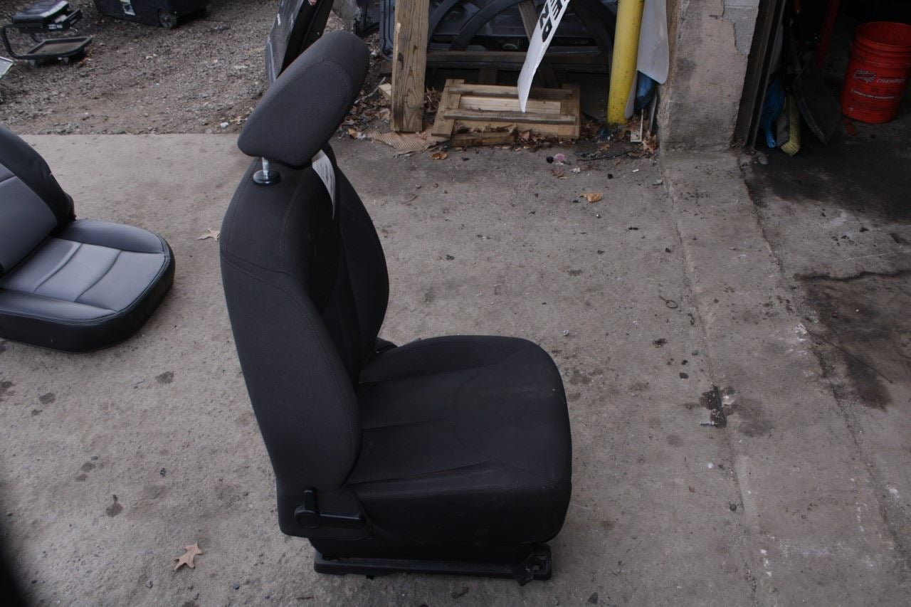 13-18 Jeep Wrangler Sport 2dr 3.6L 4WD Front Passenger Right Side Seat Complete - Alshned Auto Parts