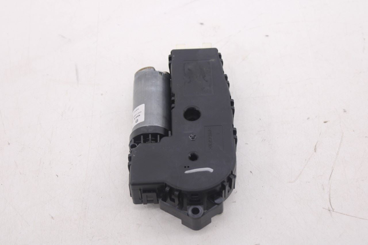 15-18 Mercedes-Benz C300 4Matic Roof Power Sliding Glass Sunroof Motor Set of 210