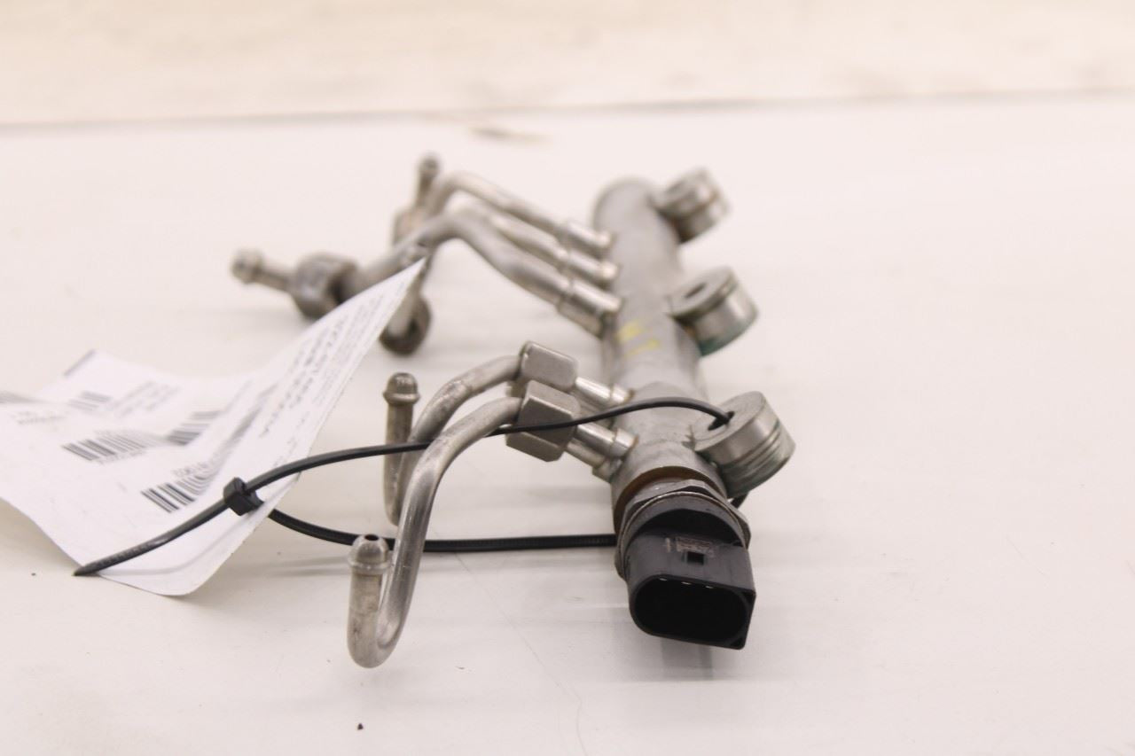 13-15 BMW 750i xDrive 4.4L Twin Turbo LH Side High Pressure Fuel Injection Rail - Alshned Auto Parts