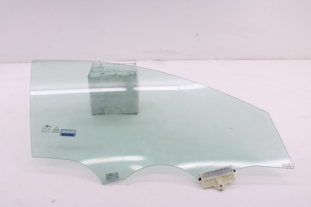 2021-26 Hyundai Elantra SE Front Right Door Window Movable Glass 82420-AA020 OEM0