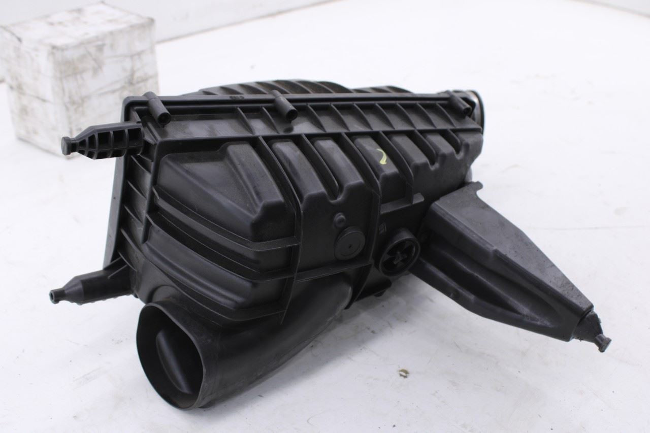 10-12 Land Rover Range Rover HSE 5.0L Left Side Air Intake Cleaner w/ Duct Tube - Alshned Auto Parts