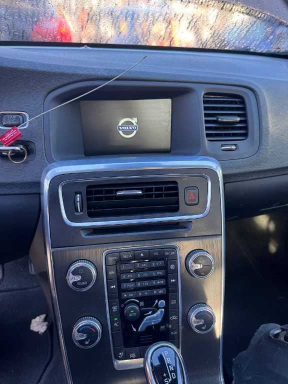 2011-2018 Volvo S60 T5 Premier Dash Information 7.0'' Display Screen 31382065 - Alshned Auto Parts