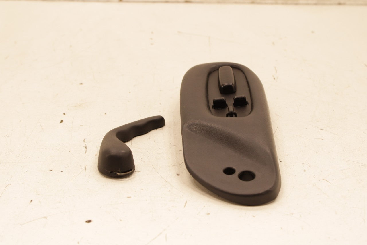 1997-2004 Chevrolet Corvette Front Right Power Seat Adjustment Switch 12135158 - Alshned Auto Parts