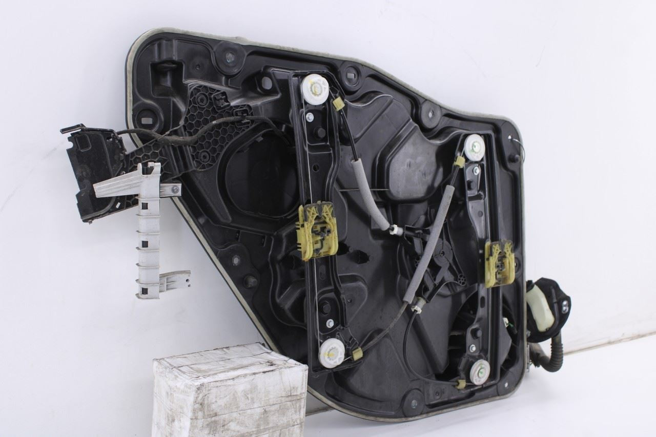 2011-25 Dodge Durango SXT Rear Right Door Window Regulator w/ Carrier and Motor13