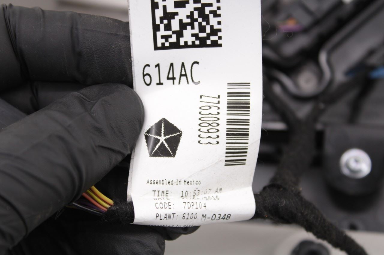 2017-2018 Chrysler Pacifica Limited Front Left Side Door Trim Panel 5SC702D2AF - Alshned Auto Parts