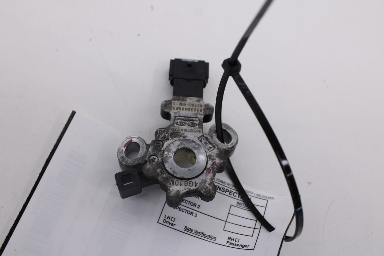 2021-23 Hyundai Santa Fe SEL Auto Transmission Gear Position Sensor 42700-4G6103