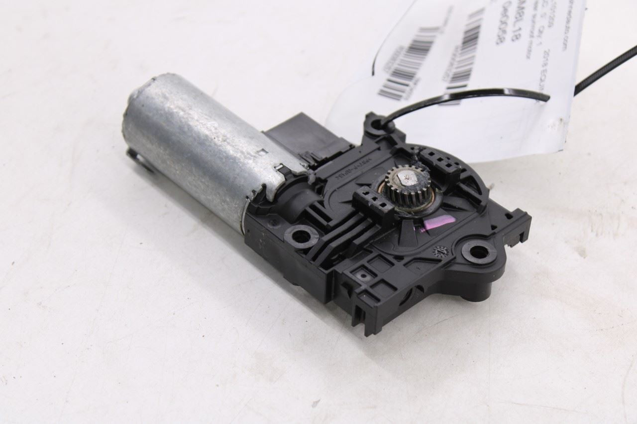 2018-2024 Chevrolet Equinox LT Rear Upper Roof Sunroof Sunshade Motor 842872153