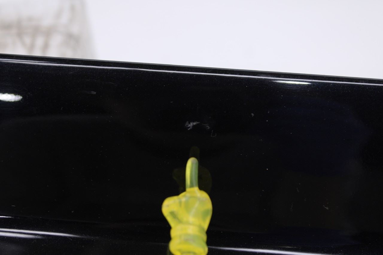 2011-18 Porsche Cayenne S Front Right Door Lower Garnish Molding 95855978804G2X5