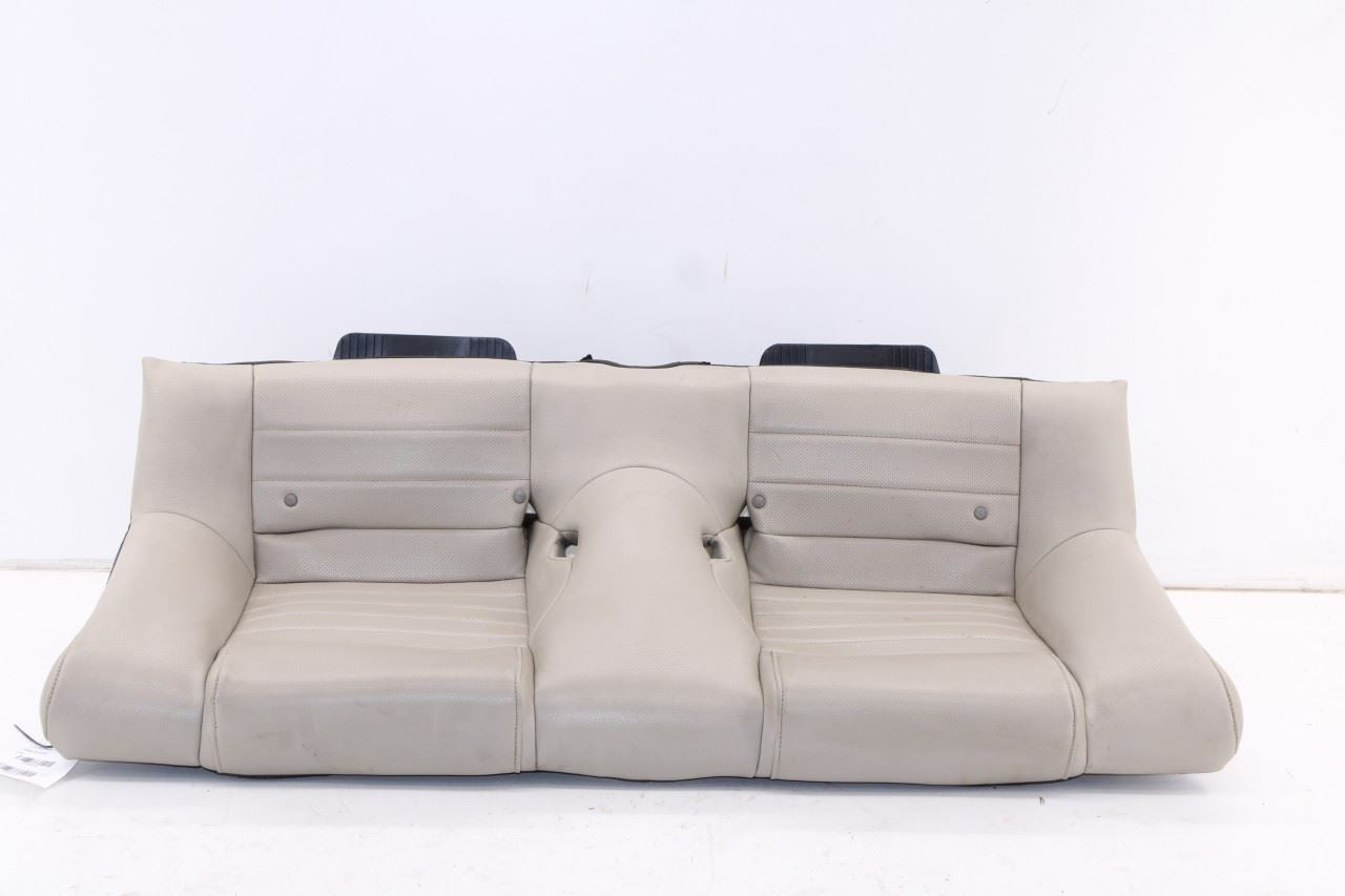 2010 Ford Mustang Premium Conv V6 RWD Rear 2nd Row Seat Upper and Lower Cushion9
