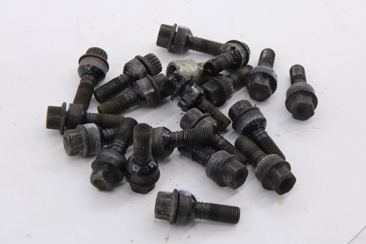 2011-2023 Porsche Cayenne S Wheel Lug Nut Set of 20 WHT004676A OEM4