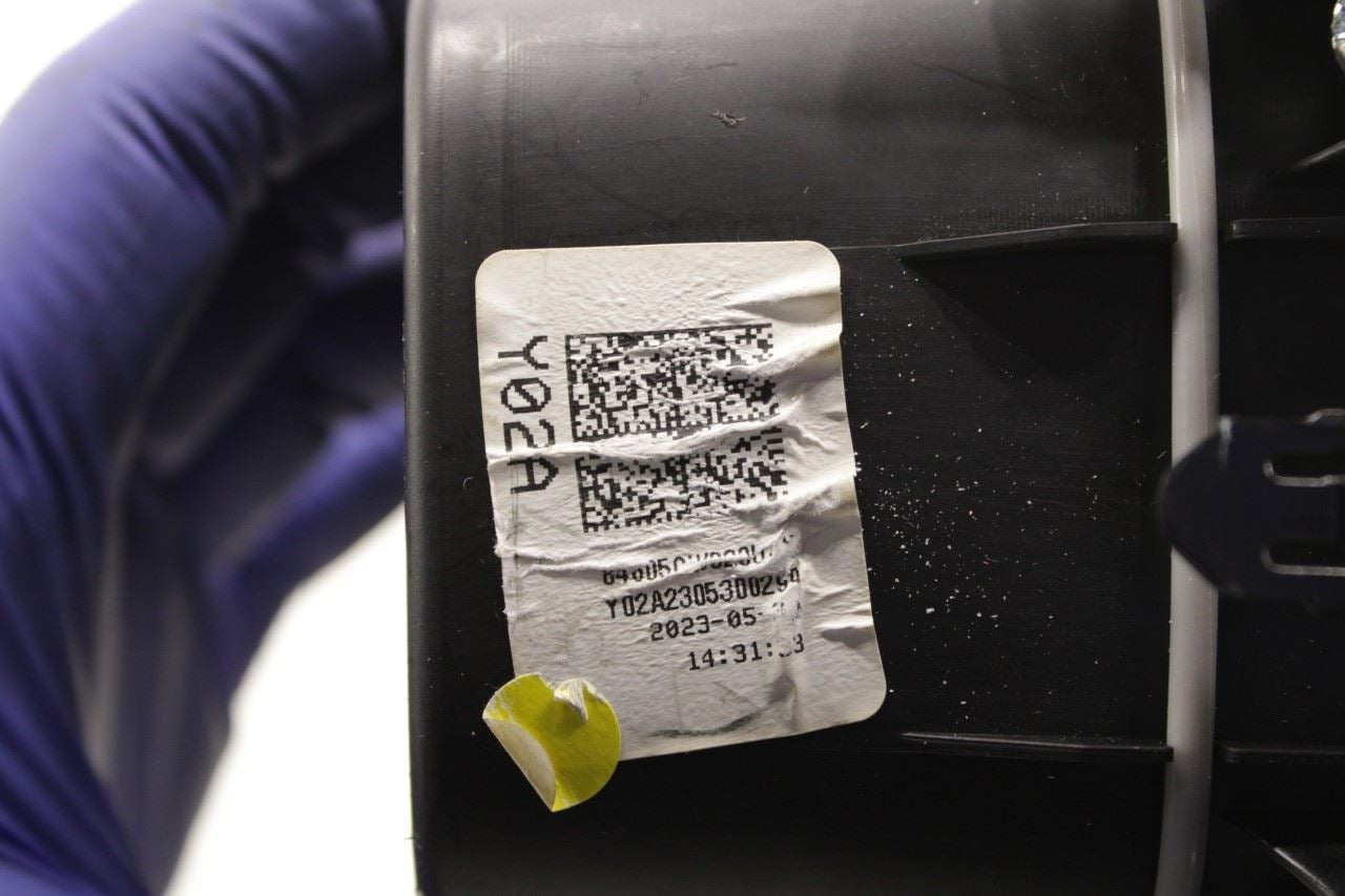 2022-24 Hyundai Tucson SEL Front Center Console Shifter Bezel Trim w/ Cup Holder - Alshned Auto Parts