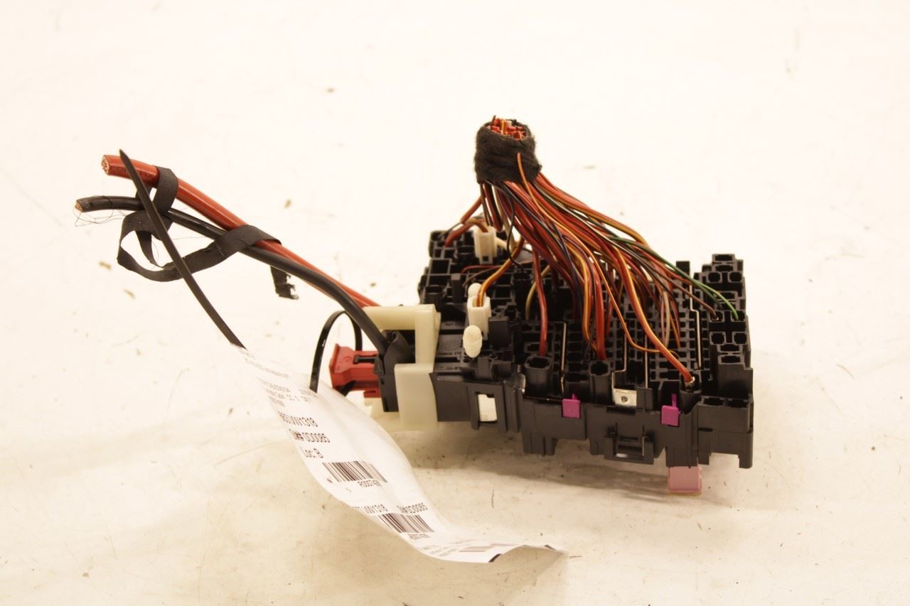 2018-23 Volkswagen Atlas S 3.6L Cabin Instrument Panel Fuse Relay Junction Block - Alshned Auto Parts