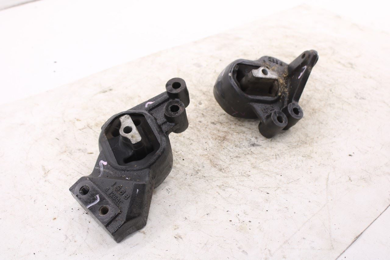 14-24 Ram 1500 Classic Express Quad Cab 5.7L 4x4 Engine Mount Insulator Set of 28
