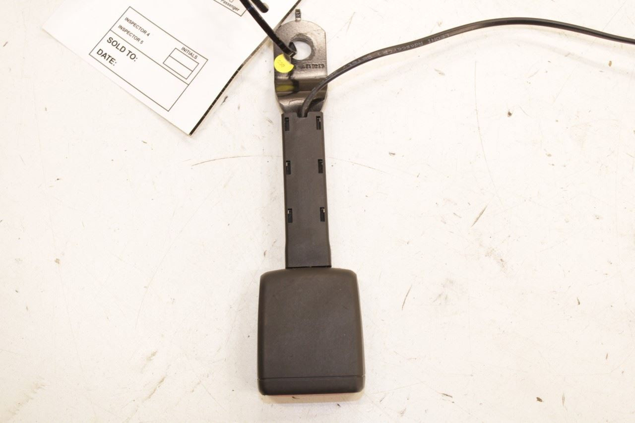 2018-20 Volkswagen Atlas S 3.6L AWD Front Passenger Right Side Seat Belt Buckle - Alshned Auto Parts