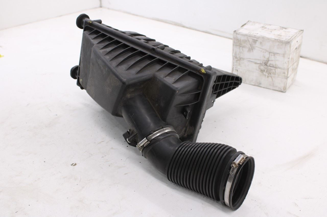 10-12 Land Rover Range Rover HSE 5.0L Right Side Air Intake Cleaner w/ Duct Tube - Alshned Auto Parts