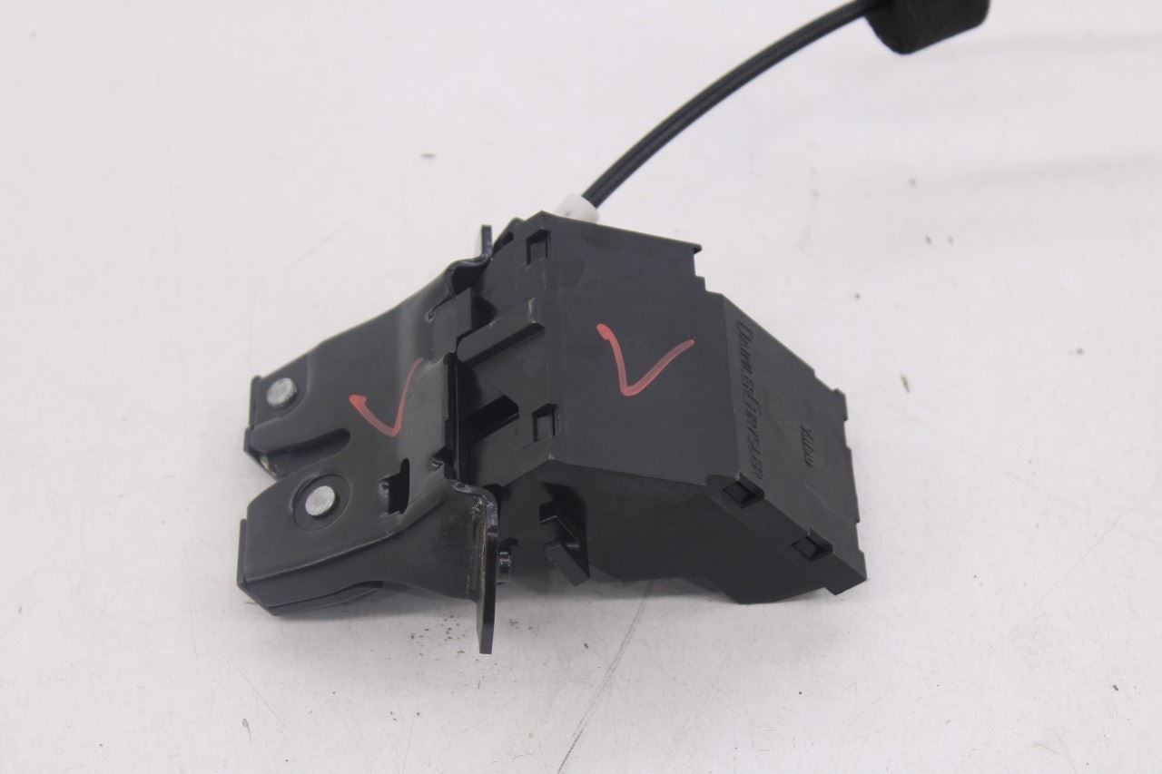 06-09 Mercedes-Benz CLK 350 Rear Liftgate Tailgate Lock Latch Actuator w/ Handle2