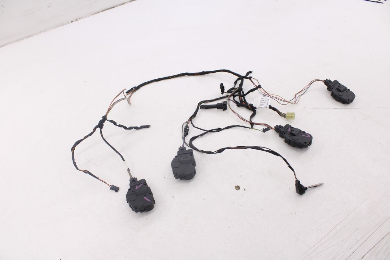 2015-2023 Mercedes-Benz C300 HVAC System Wire Harness w/ Blend Door Actuator Set15
