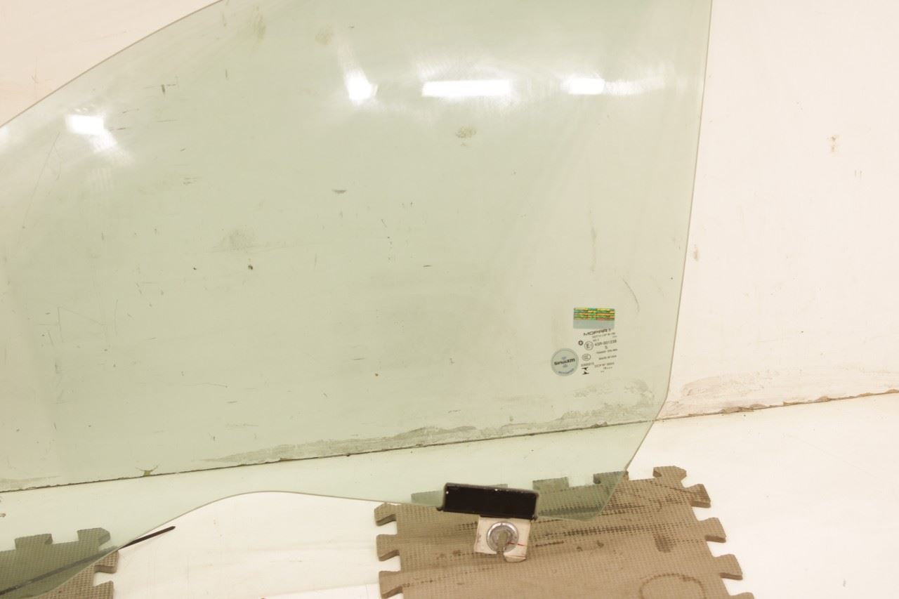 2014-2023 Jeep Cherokee Latitude Front Left Door Window Glass 68104585AD OEM - Alshned Auto Parts