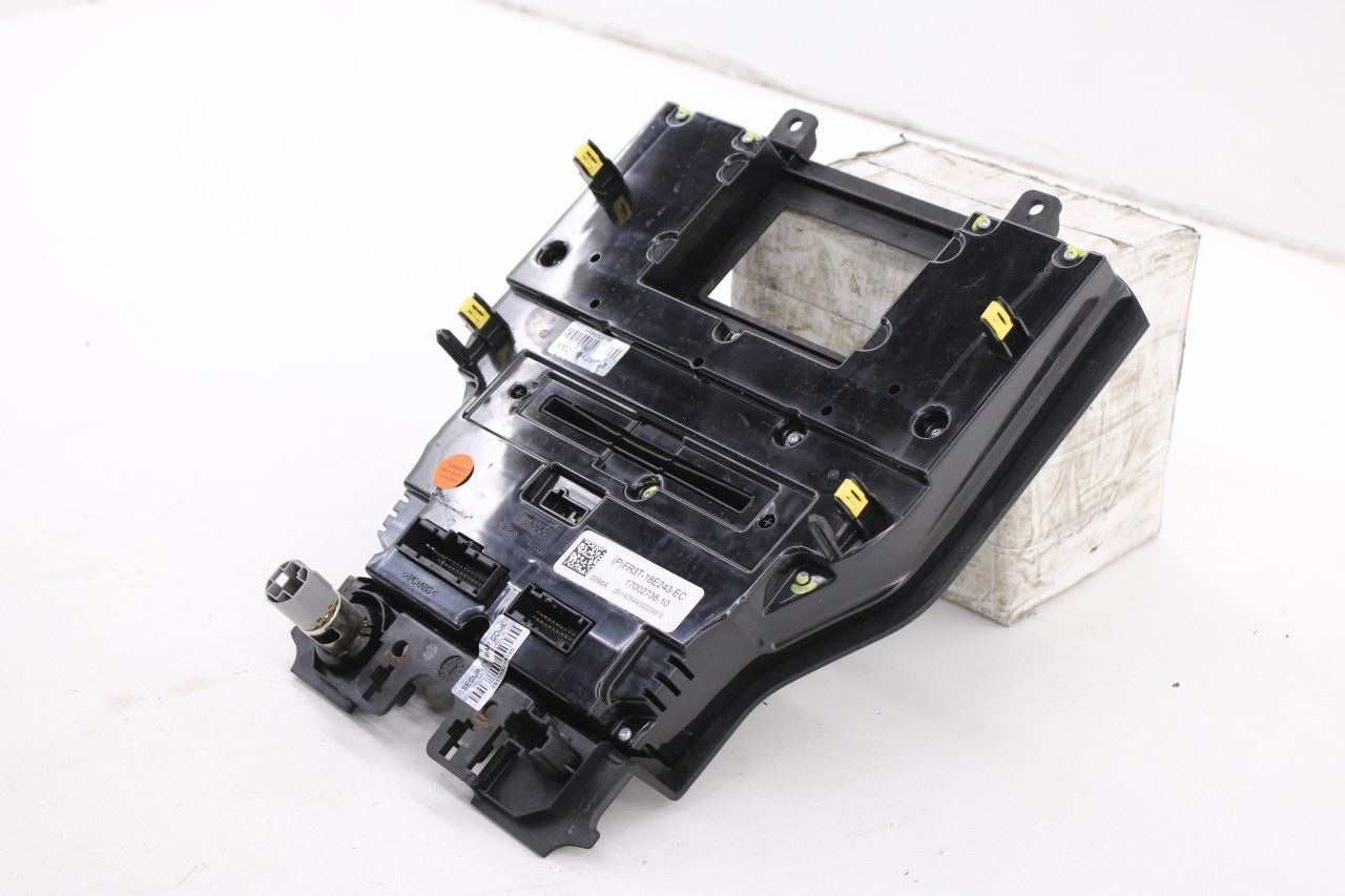2016-2017 Ford Mustang Conv V6 Radio Faceplate HVAC Temperature Control Panel6