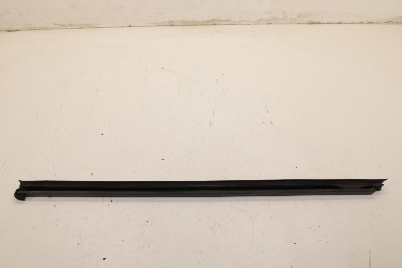 14-20 Infiniti QX60 Pure Front Right Door Run Channel w/ Belt Inner Weatherstrip - Alshned Auto Parts