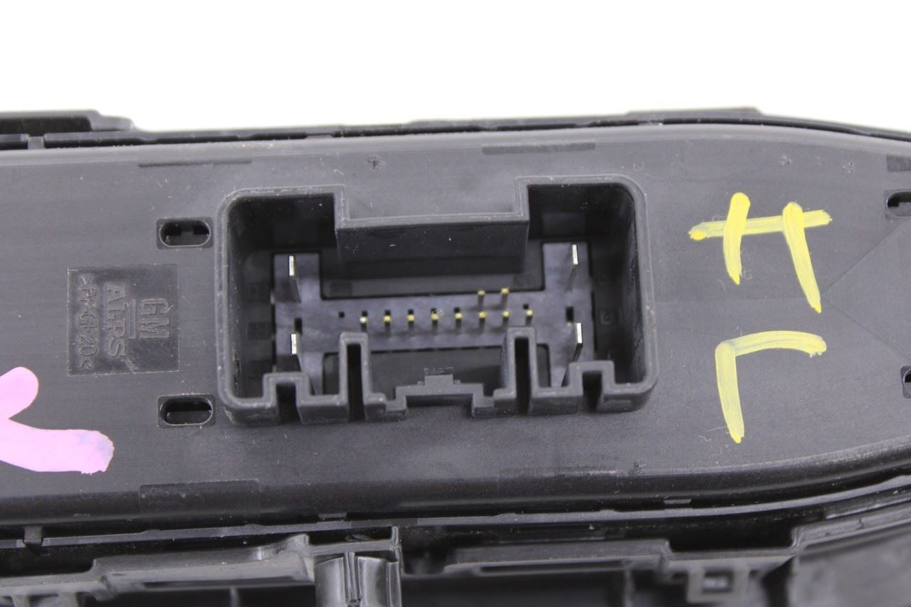 18-2024 Chevrolet Equinox LT Front Left Door Master Power Window Switch 8413969311