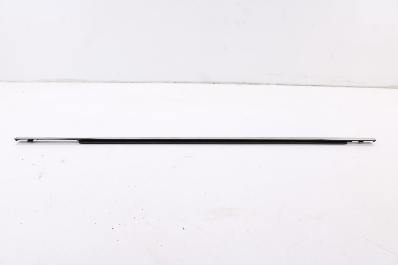 2014-2020 Infiniti QX60 Rear Right Door Run Channel w/ Belt Molding Weatherstrip9