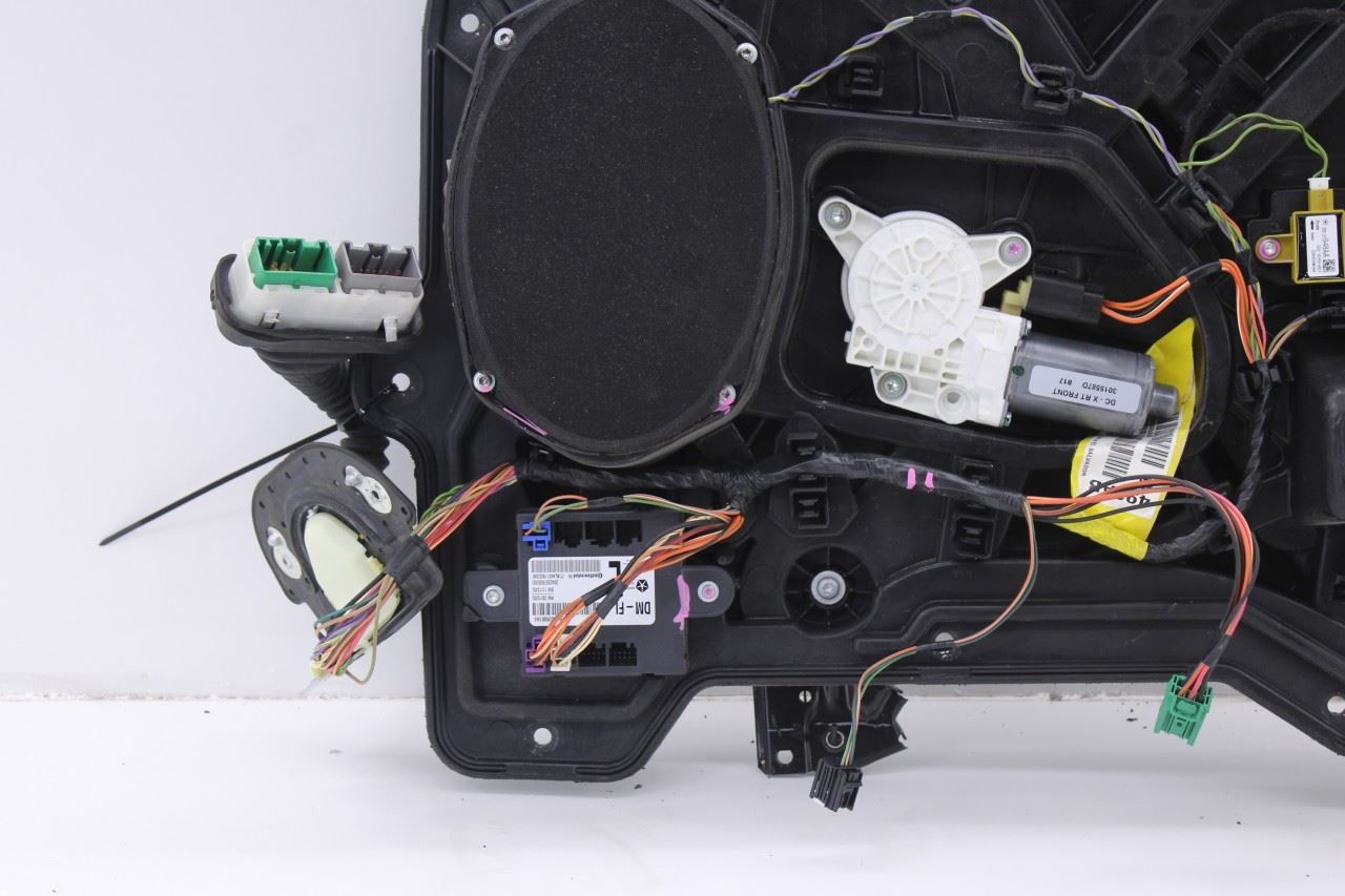 08-20 Dodge Grand Caravan Front Left Door Window Regulator w/ Carrier and Motor8