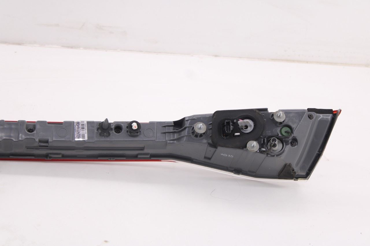 2021-2026 Hyundai Elantra SE Rear Center Third Brake Light Lamp 92409-AA030 OEM10