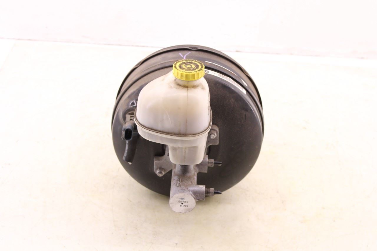 2013-2018 RAM 1500 Laramie 5.7L Brake Booster w/ Master Cylinder w/ Reservoir - Alshned Auto Parts