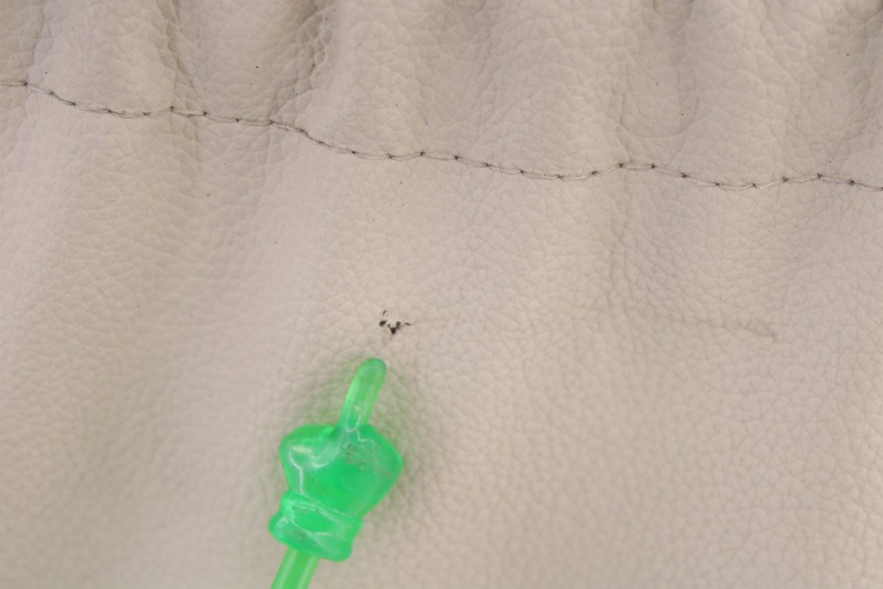 06-09 Mercedes-Benz CLK 350 Front Right Seat Backrest Upper Cushion w/ Headrest - Alshned Auto Parts