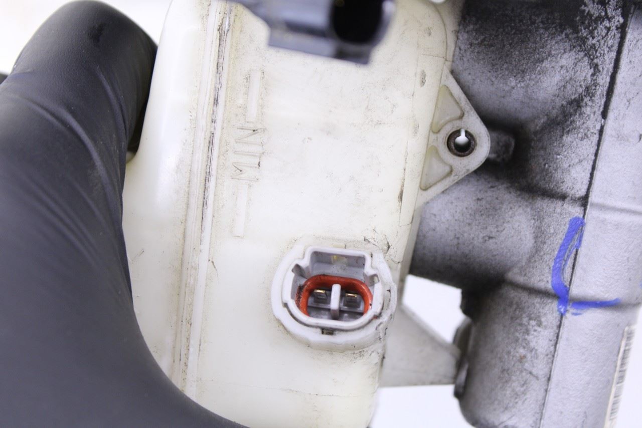 15-23 Toyota Tacoma Limited 3.5L Brake Booster w/ Master Cylinder w/ Reservoir - Alshned Auto Parts