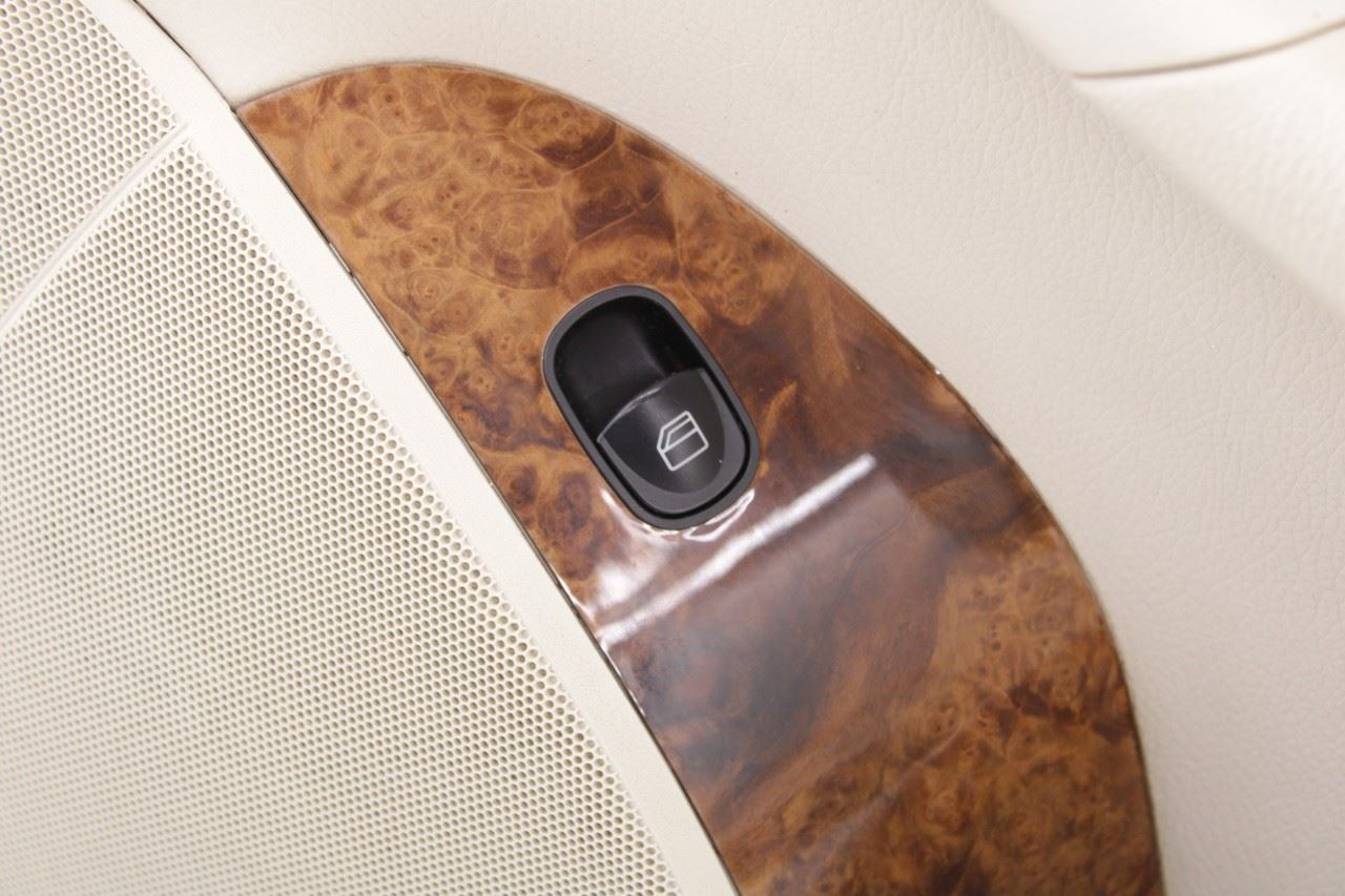 06-09 Mercedes-Benz CLK 350 Convertible Front RH Door Trim Panel 20972032518J41 - Alshned Auto Parts