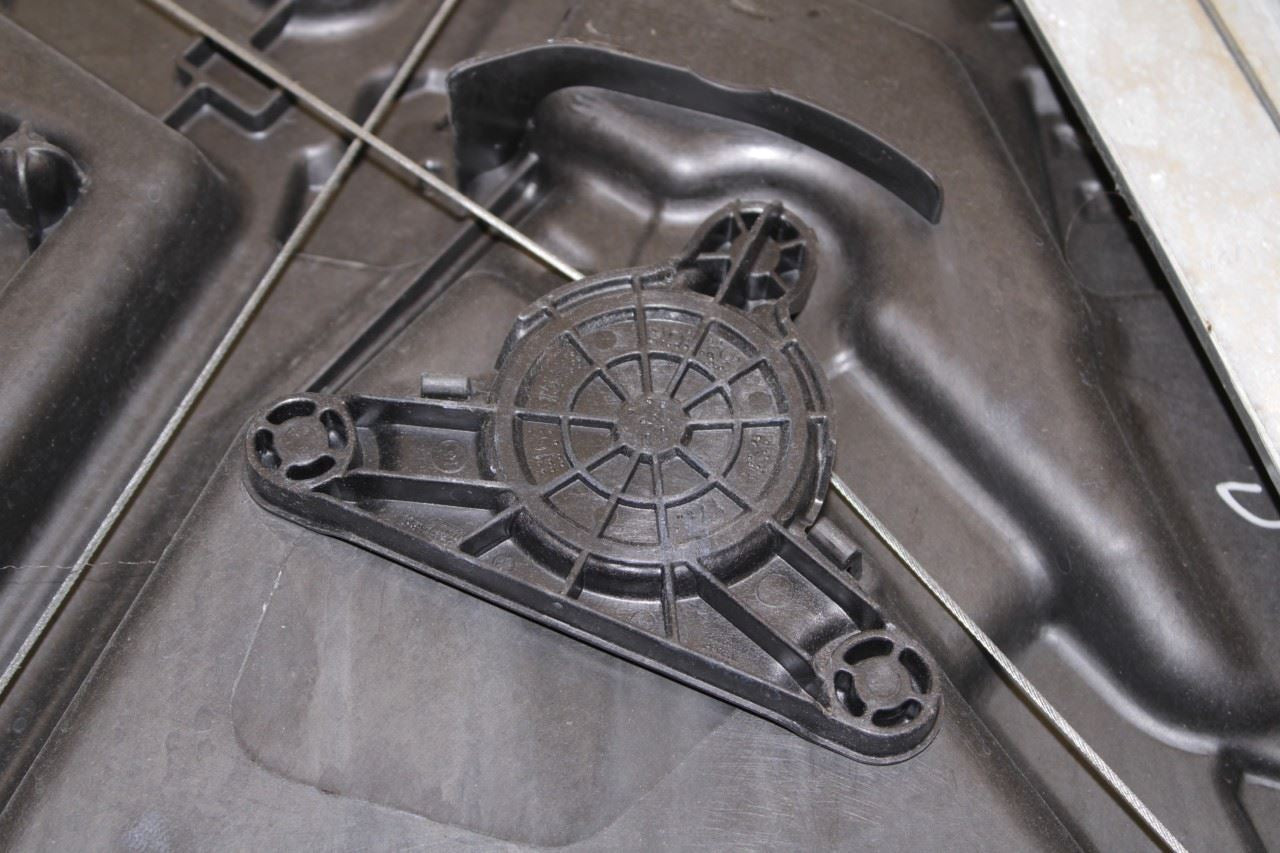 2011-23 Dodge Charger GT AWD Front Right Door Window Regulator w/ Carrier Plate - Alshned Auto Parts