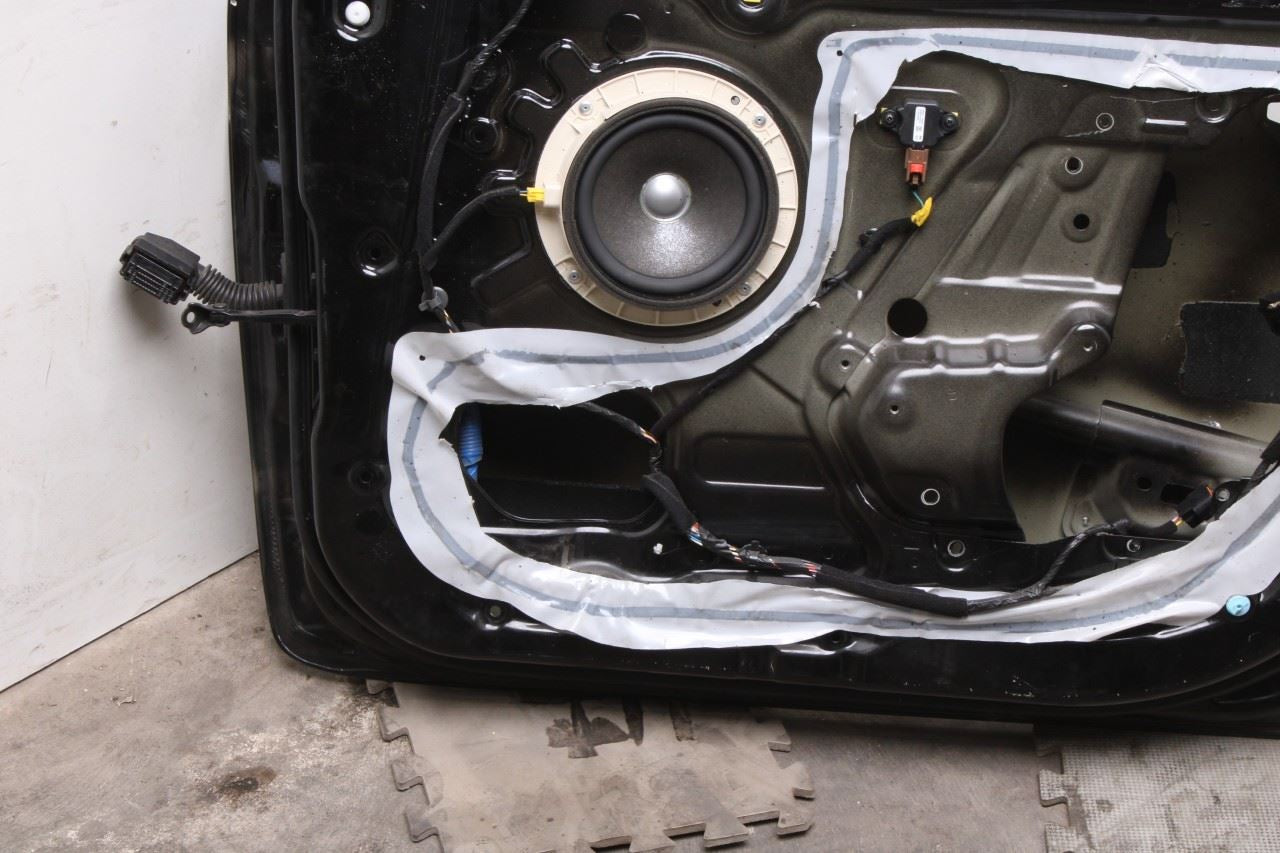 2011-2017 Hyundai Veloster Turbo Front Right Side Door Shell Panel 76004-2V010 - Alshned Auto Parts