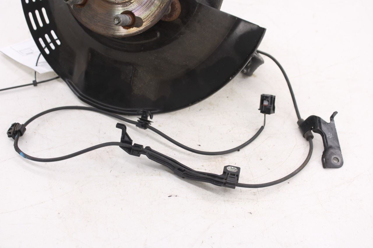 2019-2024 Toyota Corolla LE 2.0L FWD Front Left Side Spindle Knuckle Hub *ReaD*9