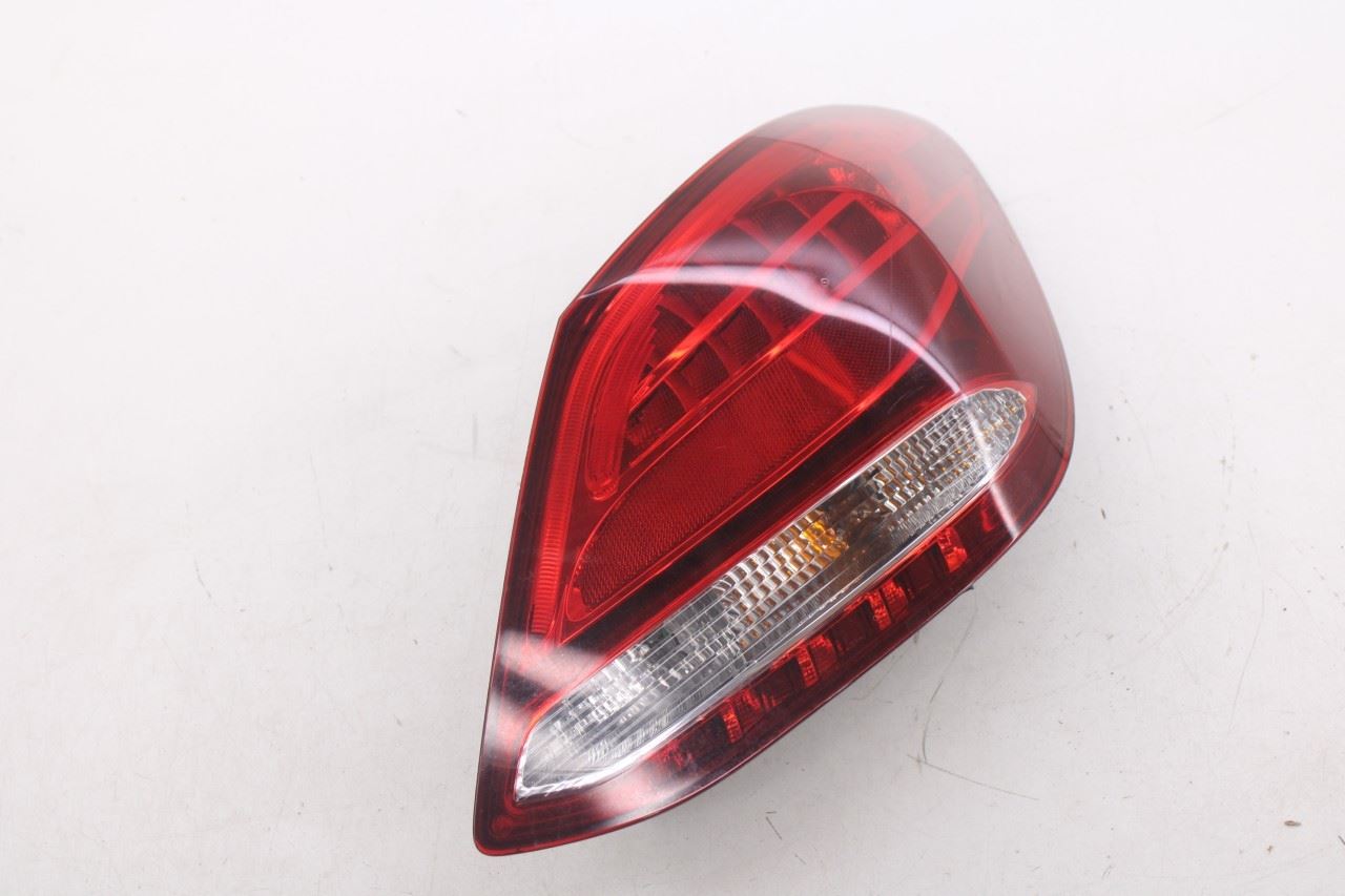 2015-2018 Mercedes-Benz C300 4Matic Rear Right Passenger Side Tail Light Lamp - Alshned Auto Parts