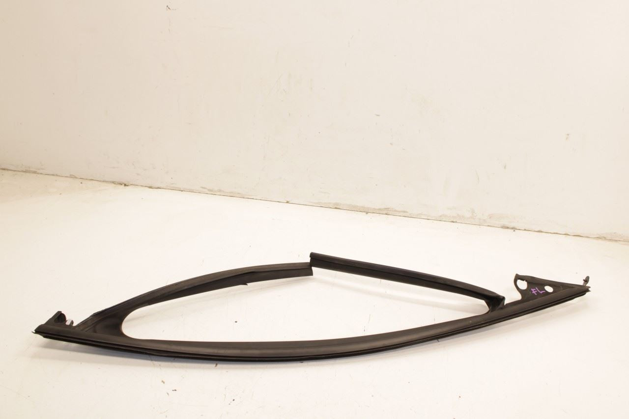 20-25 Mazda CX-30 2.5 S FR LH Door Run Channel w Molding and Weatherstrip *ReaD* - Alshned Auto Parts