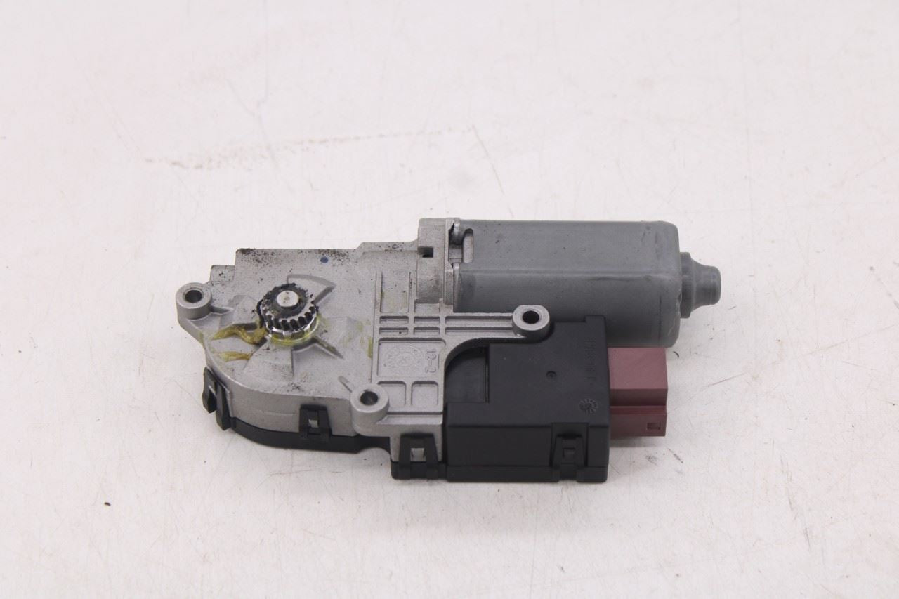 2011-2022 Jeep Grand Cherokee Laredo X 4x4 Upper Roof Sunroof Motor 68082477AC3