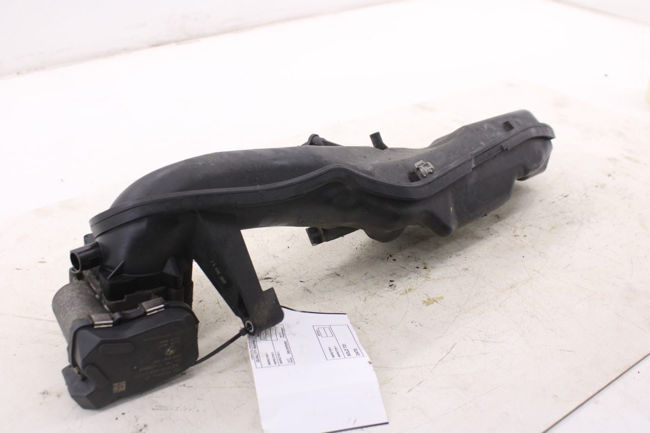 2013-2015 BMW 750i xDrive 4.4L Left Side Intake Manifold System w/ Throttle Body5