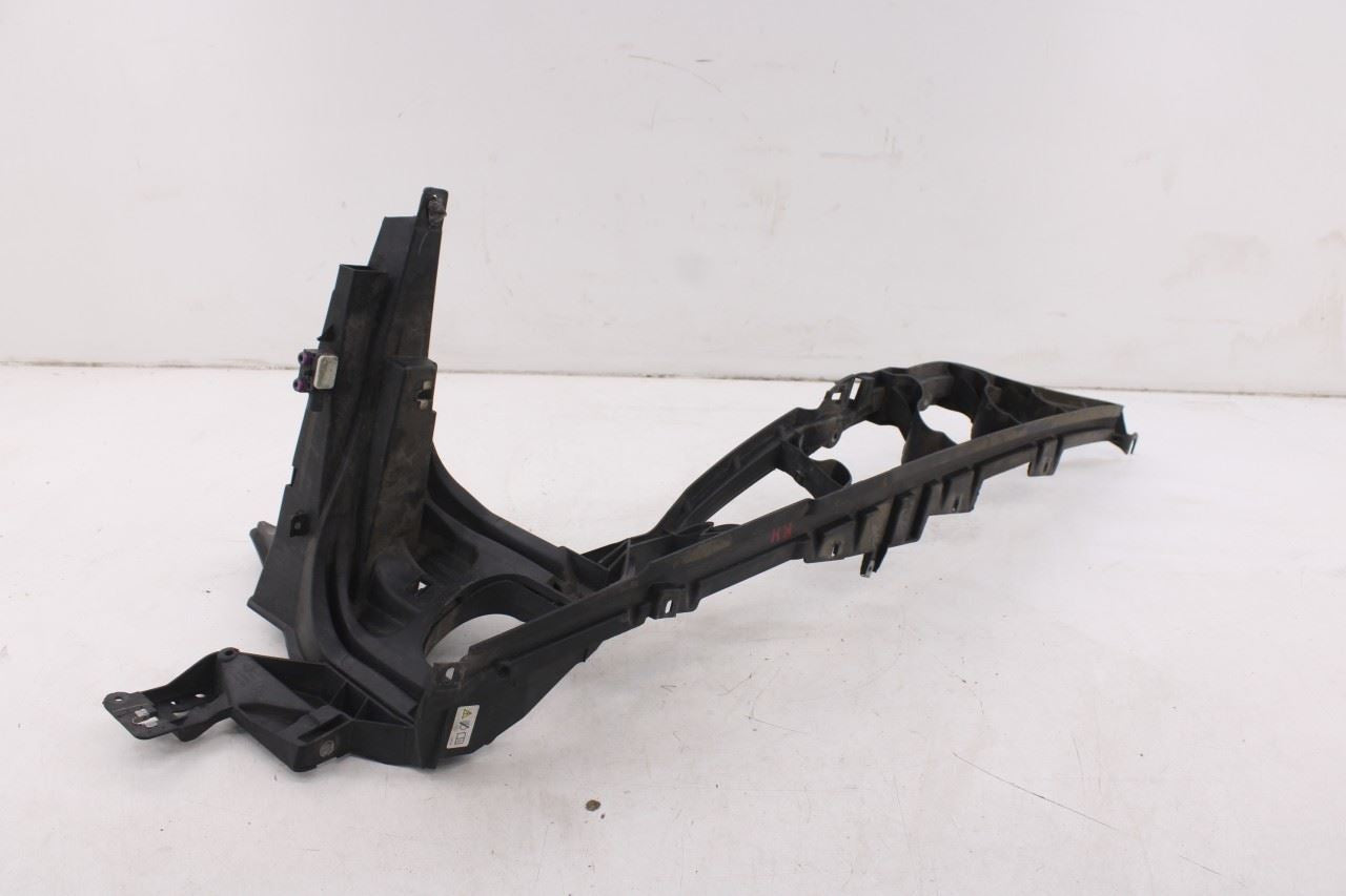 07-13 BMW X5 xDrive35i 3.0L Front Fender Right Side Upper Support Mount Bracket6
