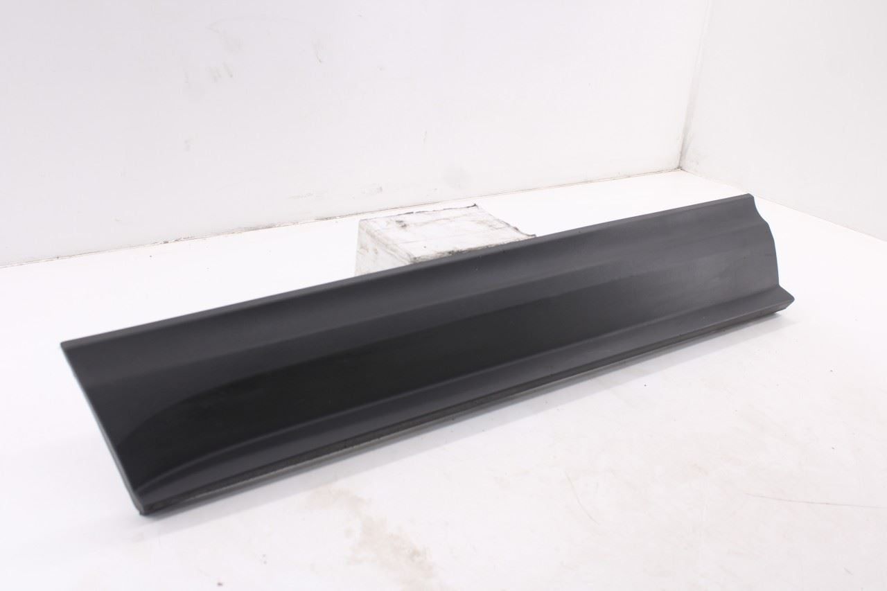 2018-2024 Chevrolet Equinox LT Front Left Door Lower Garnish Molding 848532752