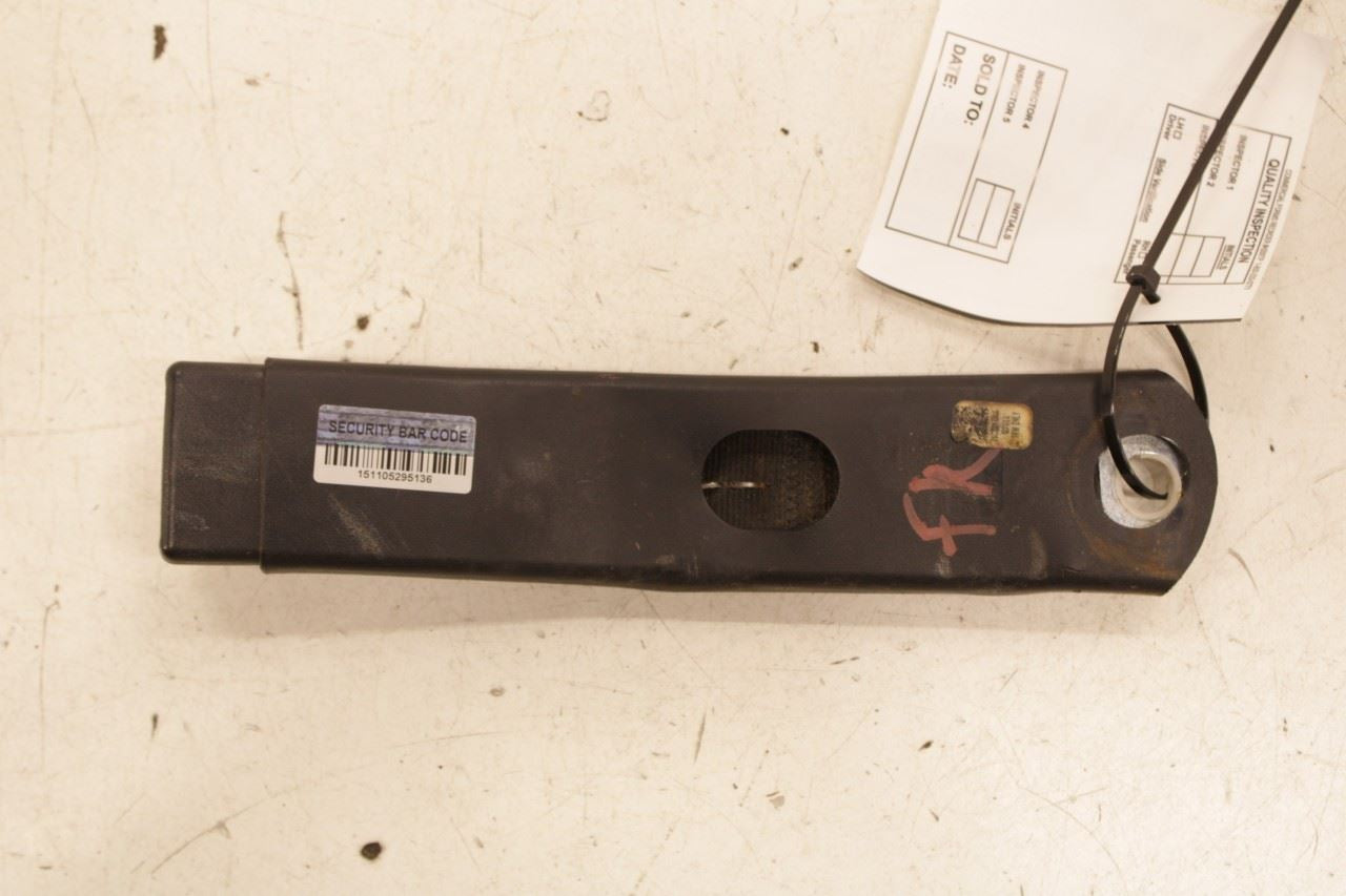 17-18 Ram 2500 Tradesman Crew Cab 6.4L Front Right Side Seat Belt Buckle *ReaD* - Alshned Auto Parts