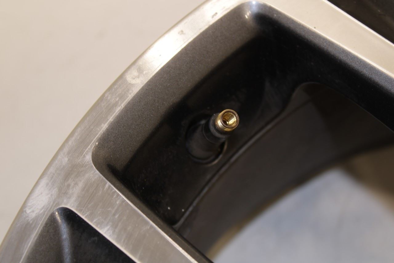 20-25 Ford Escape Aluminum Wheel R18x7J 5 Double Spoke LJ6C-1007-C1A OEM *ReaD* - Alshned Auto Parts