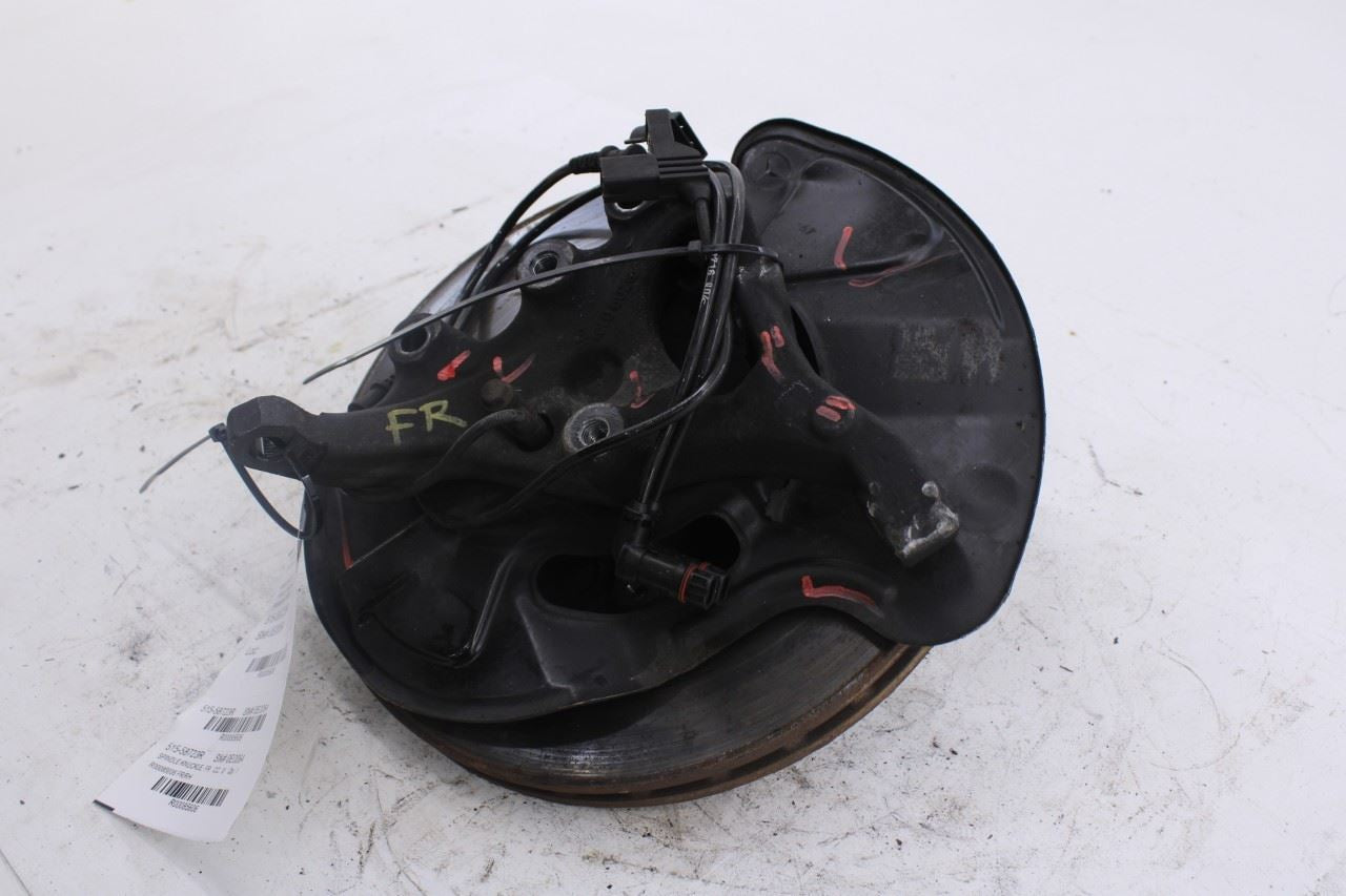 2006-2009 Mercedes-Benz CLK 350 Front Right Passenger Side Spindle Knuckle Hub2