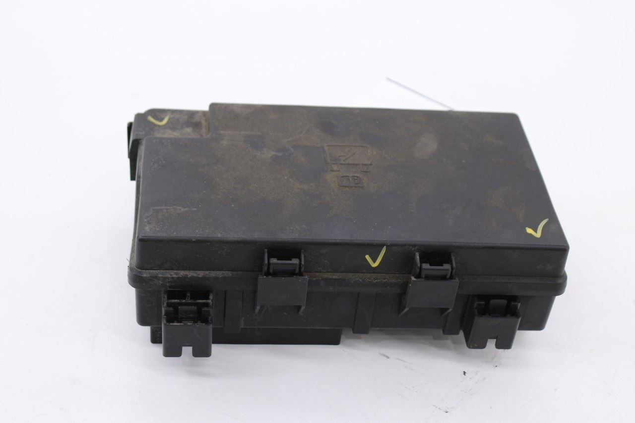 2014 Jeep Grand Cherokee 3.6L 4WD Power Intelligent Distribution Center Fuse Box - Alshned Auto Parts