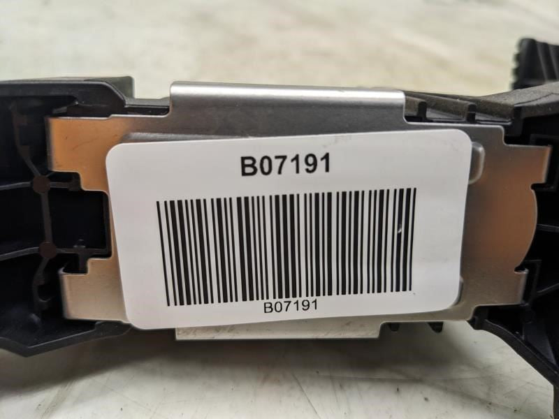 16-20 Hyundai Elantra SE 2.0L Accelerator Throttle Gas Pedal Sensor 32700-F21007