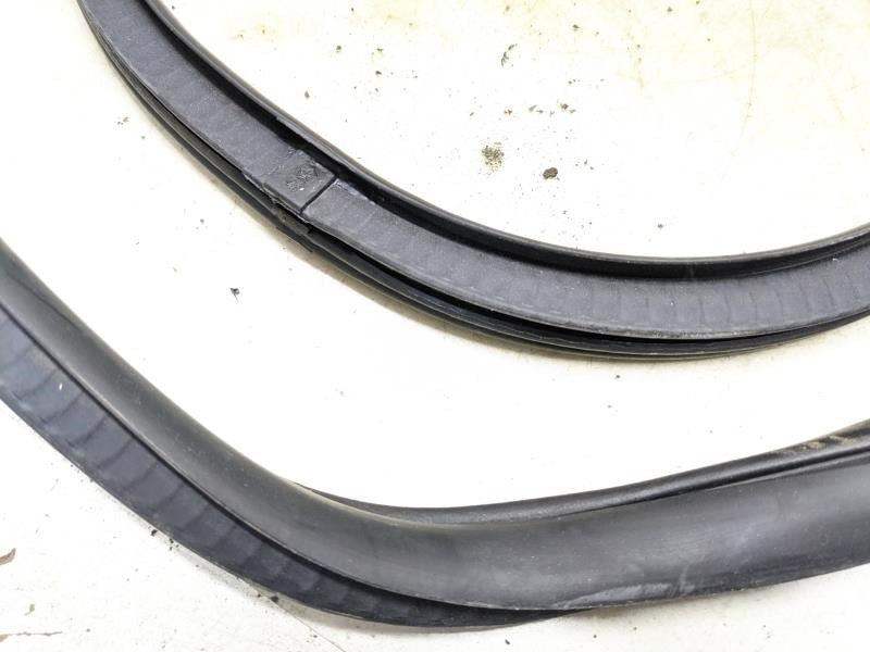 2011-2021 Jeep Grand Cherokee RR RH Door Body Weatherstrip Seal 55399255AE OEM - Alshned Auto Parts